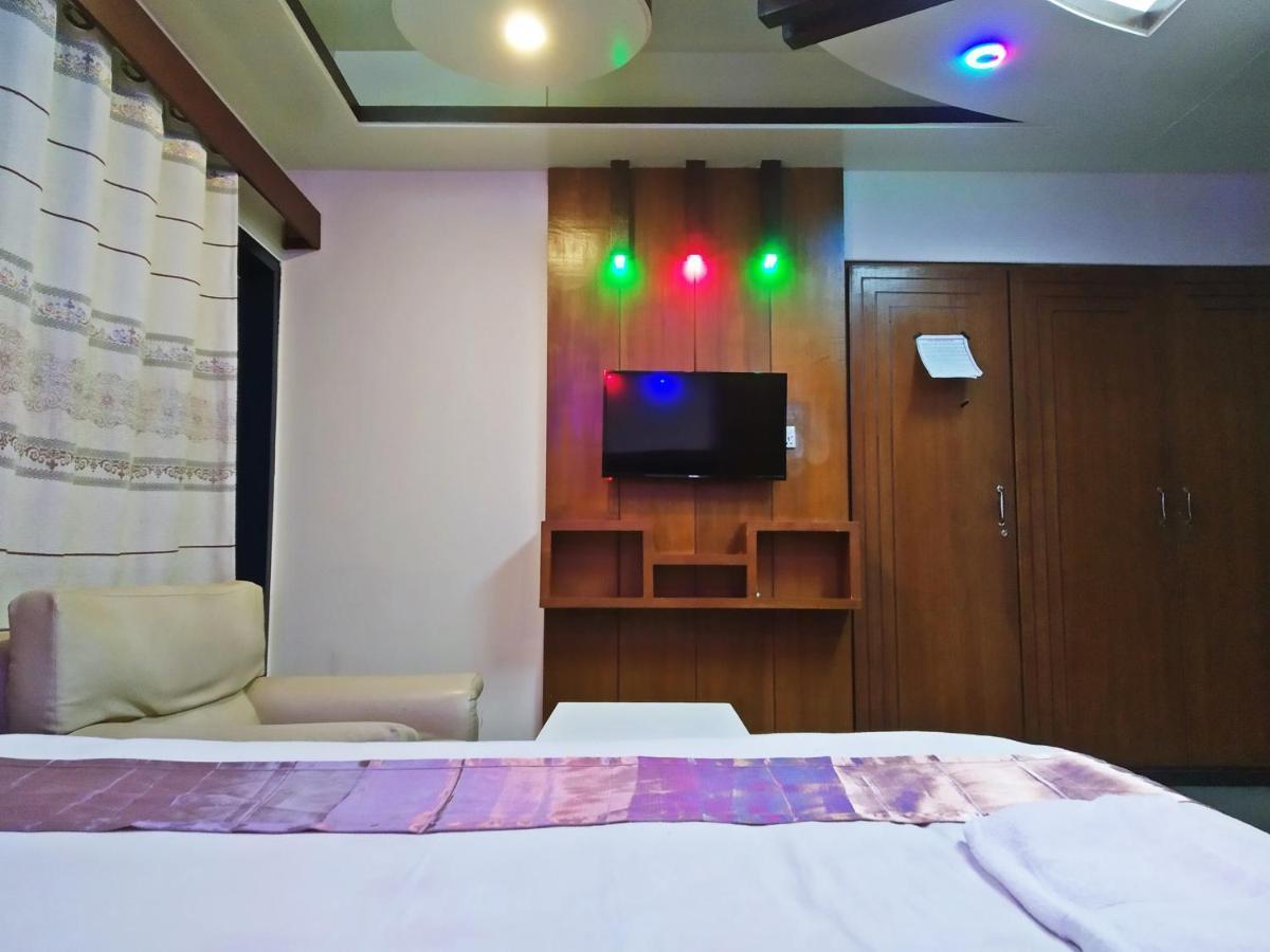 Hotel Blue Bird Dhaka Exteriör bild