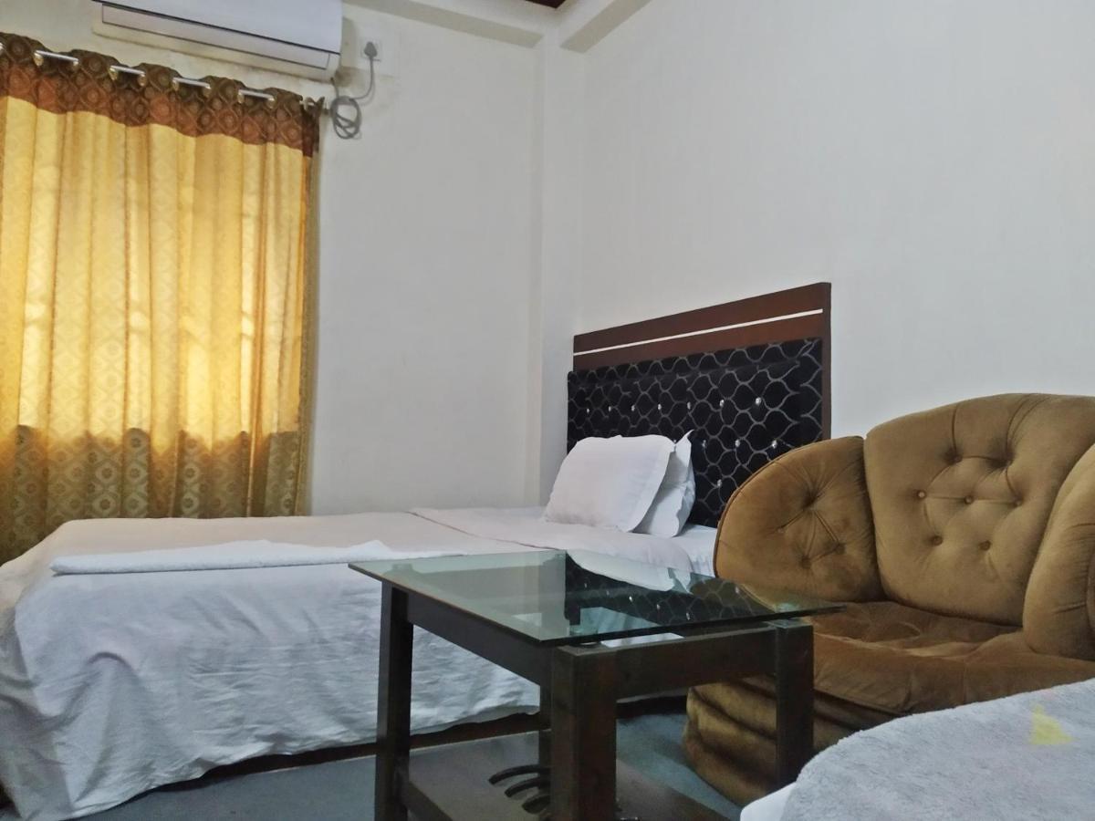 Hotel Blue Bird Dhaka Exteriör bild
