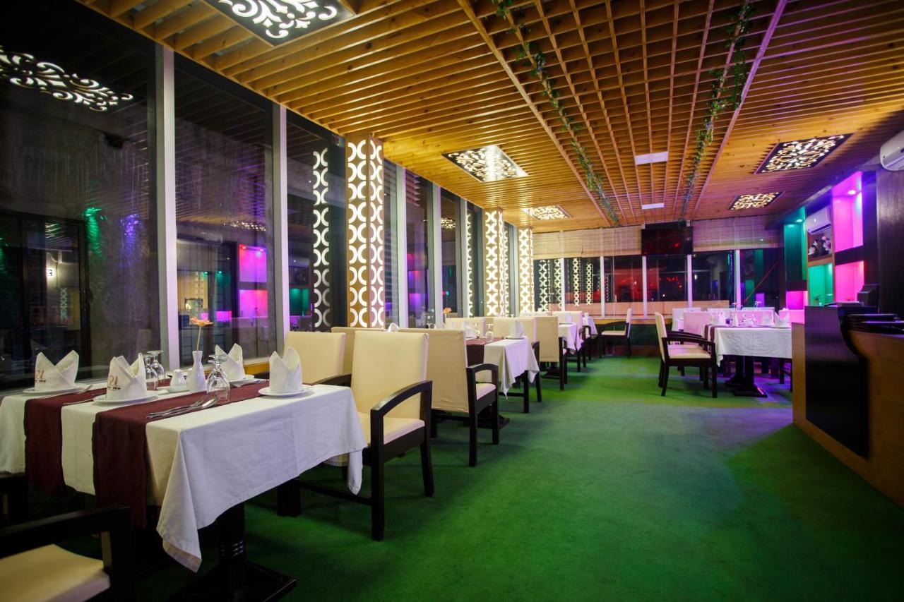 Hotel Blue Bird Dhaka Exteriör bild