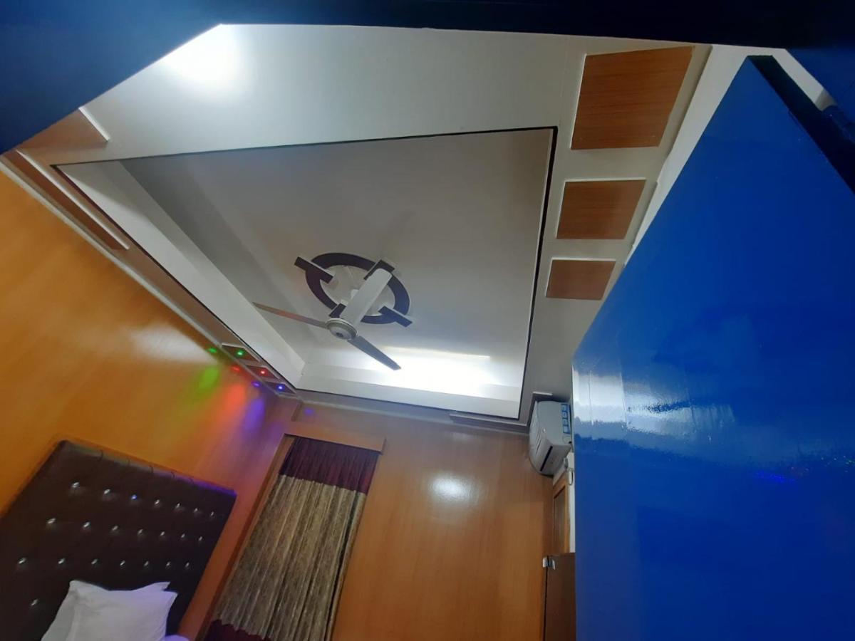 Hotel Blue Bird Dhaka Exteriör bild