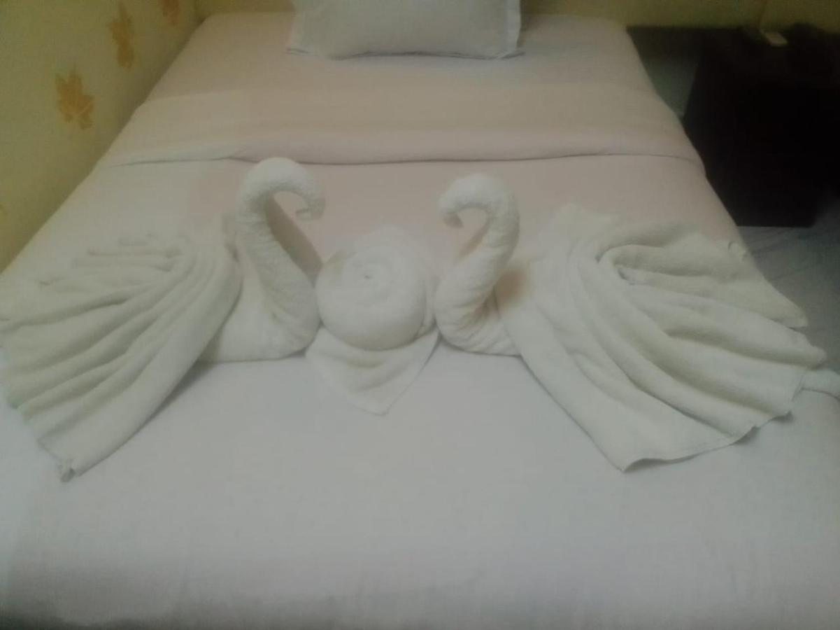 Hotel Blue Bird Dhaka Exteriör bild