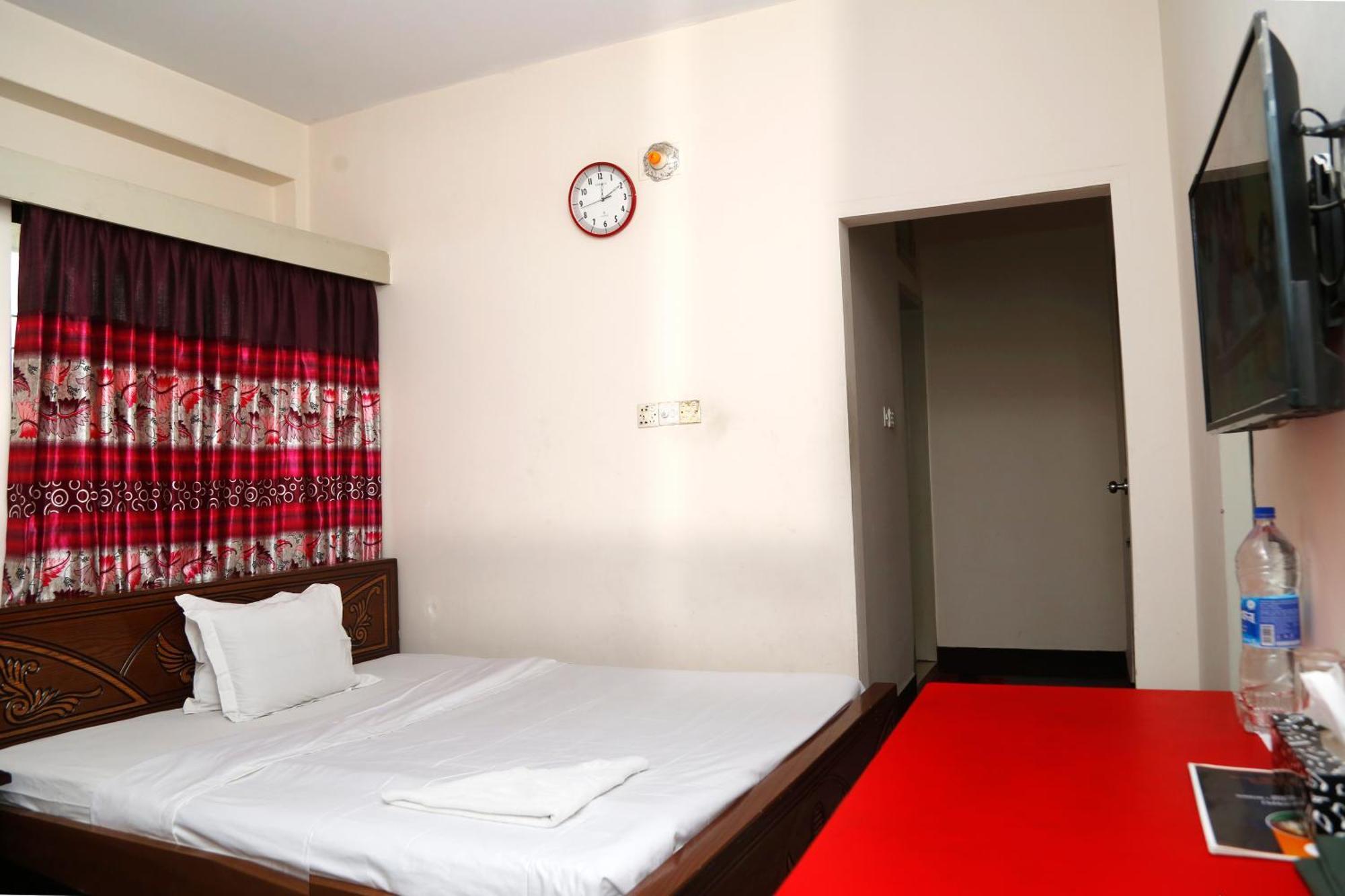 Hotel Blue Bird Dhaka Exteriör bild