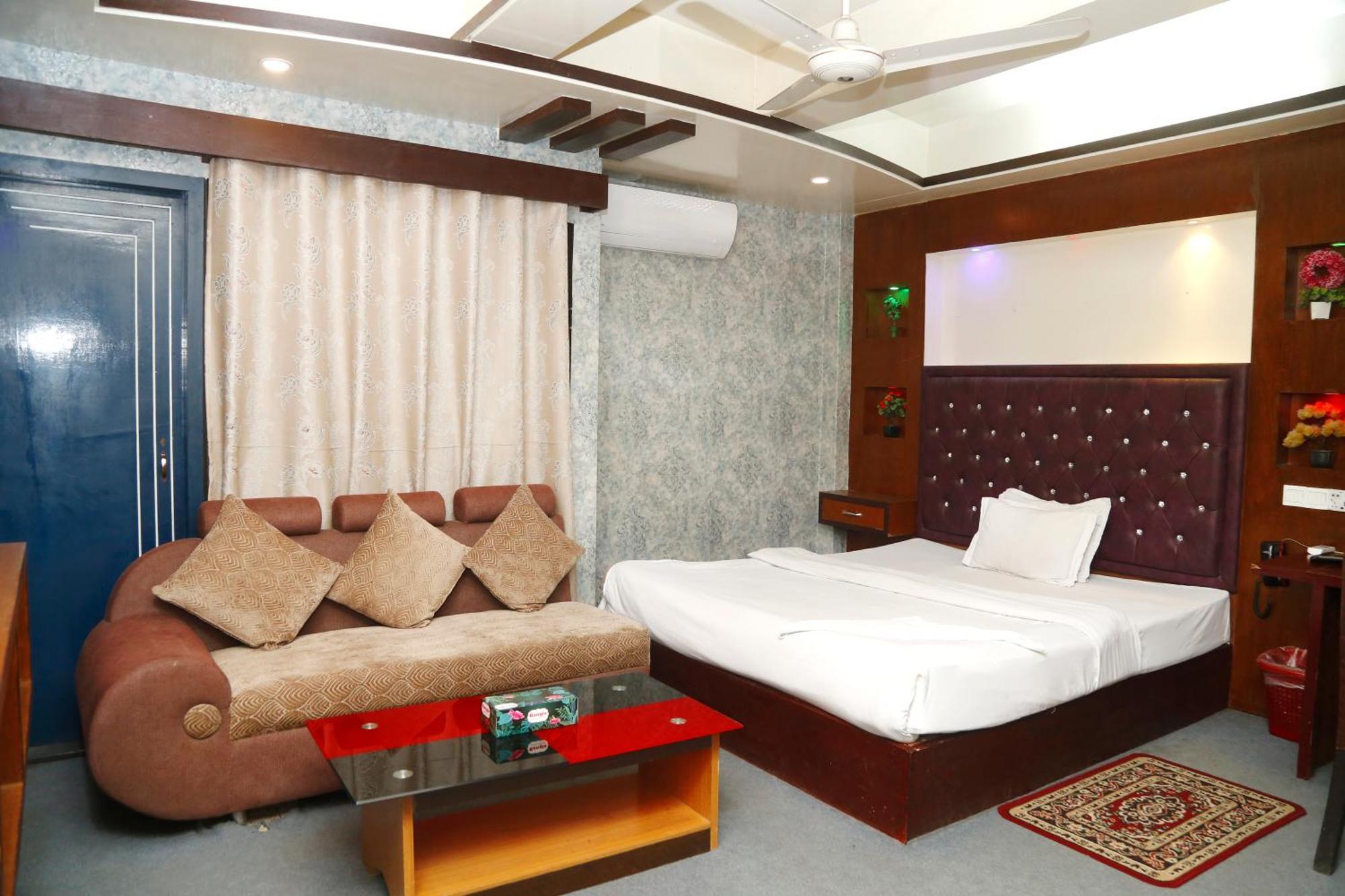 Hotel Blue Bird Dhaka Exteriör bild