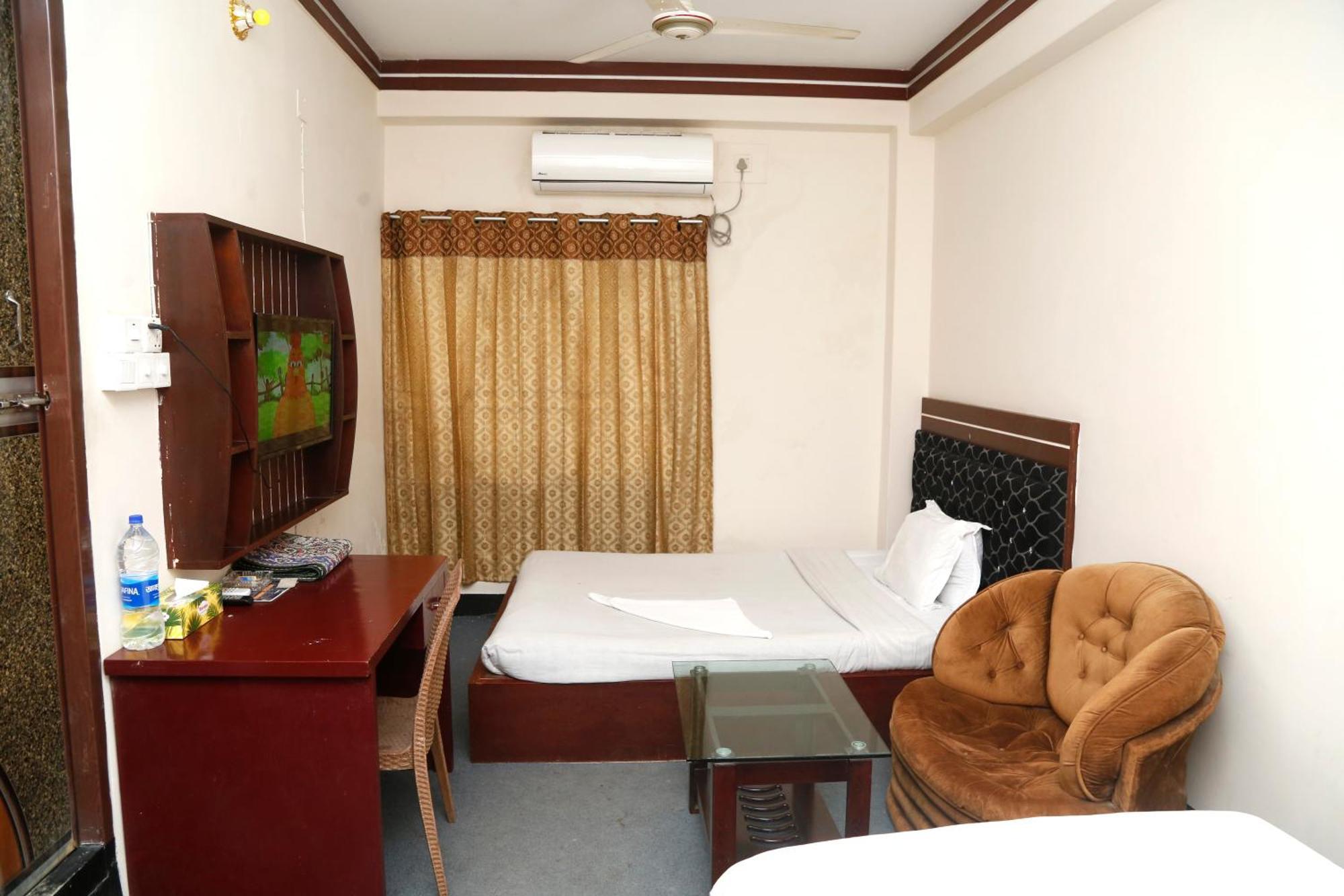 Hotel Blue Bird Dhaka Exteriör bild