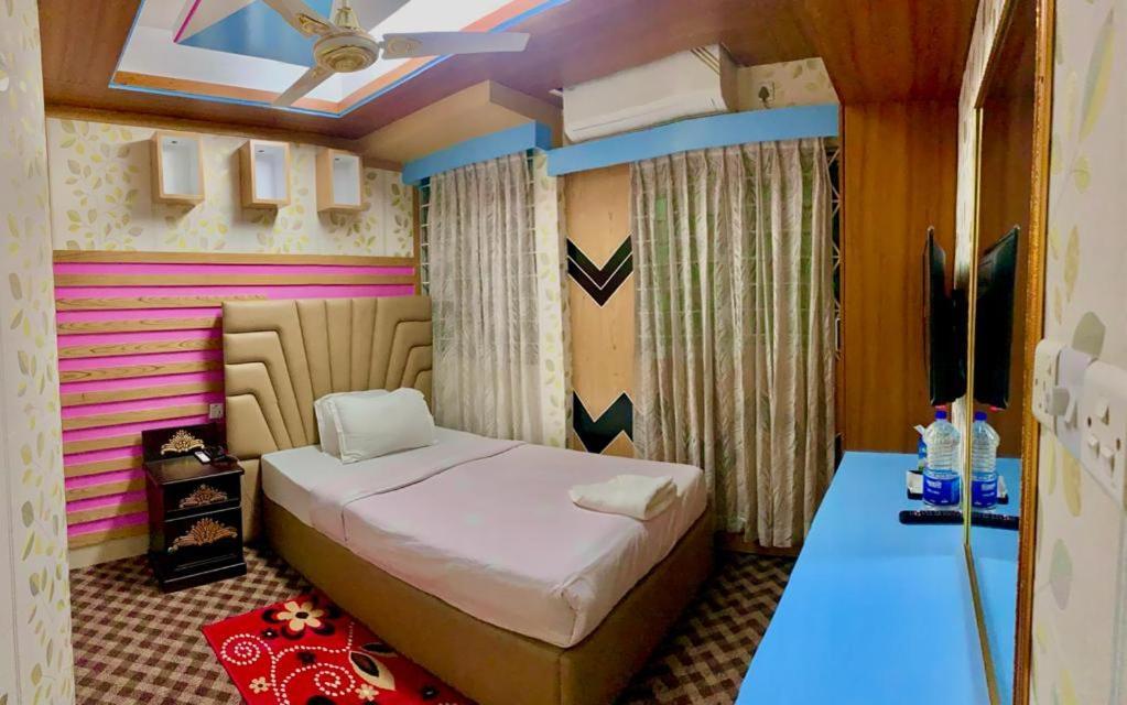 Hotel Blue Bird Dhaka Rum bild